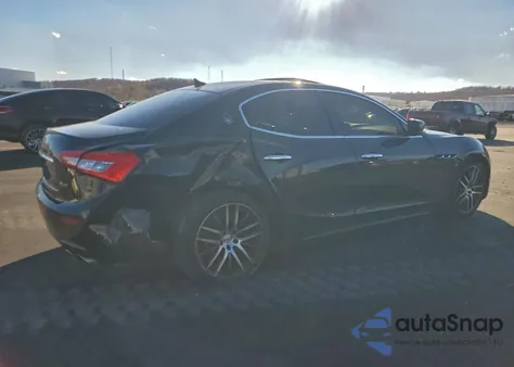 2014 Maserati Ghibli S z USA, uszkodzony, nr VIN ZAM57RTA7E1094644